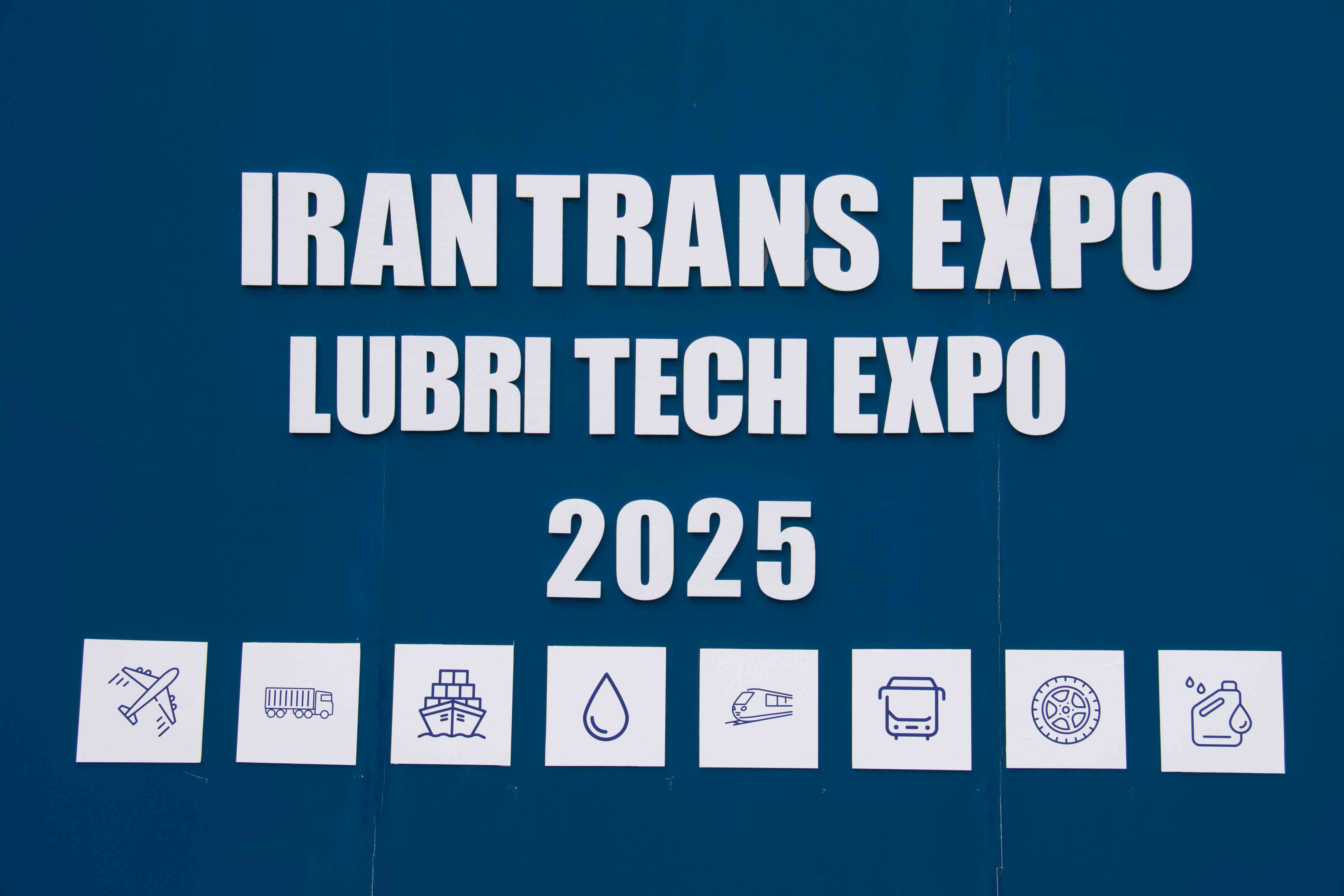 گزارش تصویری از حضور رازی تایر در نمایشگاه بین المللی حمل و نقل، لجستیک و صنایع وابسته آذر ماه 1404